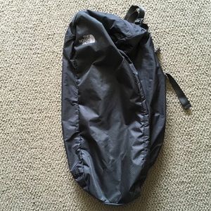North Face Flyweight Duffel 32L